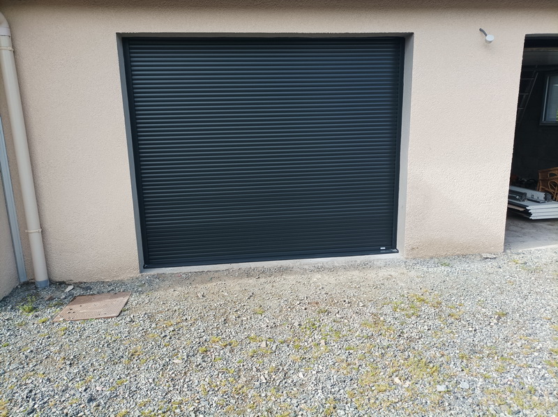  remplacement d'une porte de garage par un baie vitrée coulissante par Lapendry menuiserie